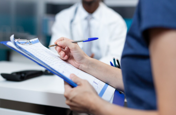 Exame Admissional: Entenda sua Relevância para a Saúde e Segurança no Trabalho